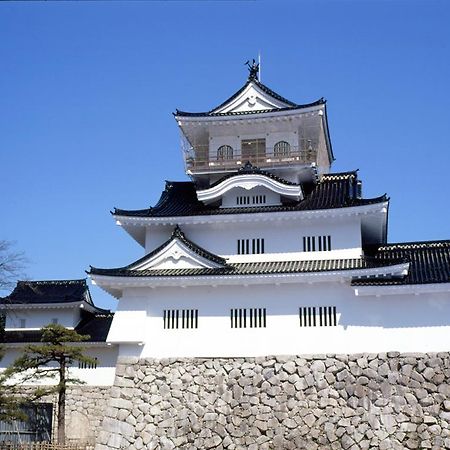 Business Hotel Tateyama Toyama Exterior photo